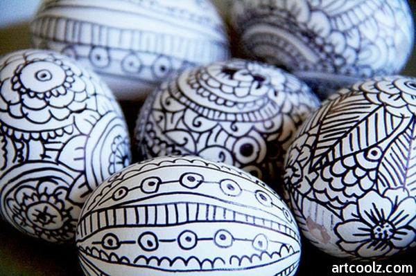 Paint Easter eggs with thin, colorful, colorful adhesive tape